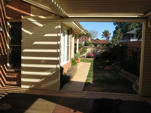 Bayside Privacy Screens are experts in Pivoting Louvre Blade Shutters Sliding and bi folding