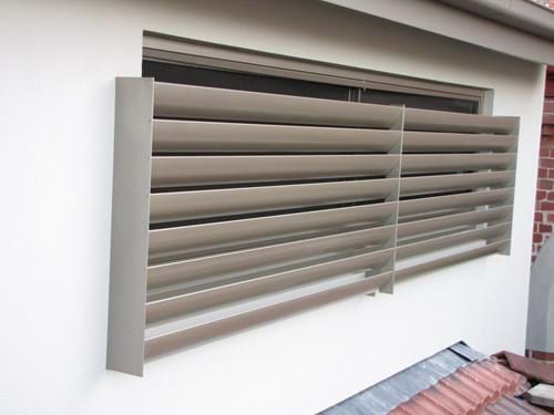 Louvre Blade Window Screens allow you easy cleaning of your windows